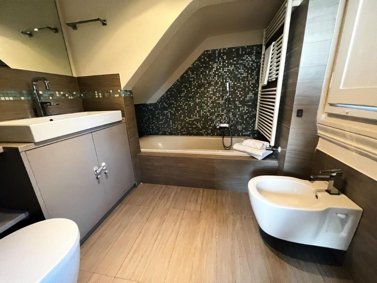 Chic Apt In Villa - Dolcevita Holiday 피렌체 외부 사진
