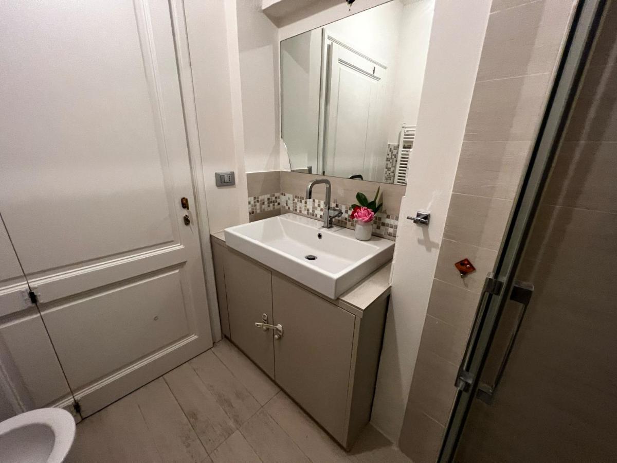 Chic Apt In Villa - Dolcevita Holiday 피렌체 외부 사진